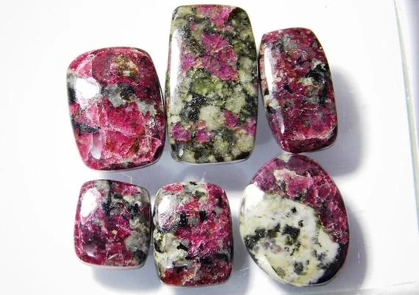 Edualit - Cristale naturale - Pietre semipretioase