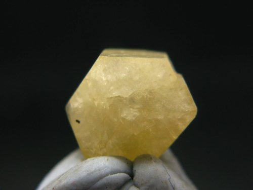 Rhodizit - Cristale naturale - Pietre semipretioase