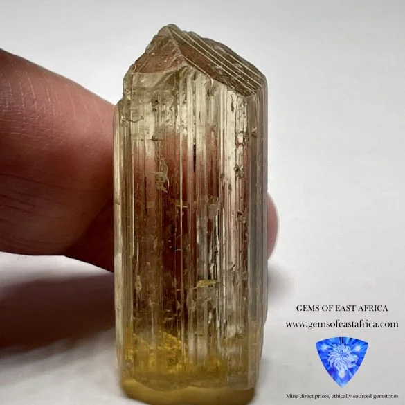 Scapolit - Cristale naturale - Pietre semipretioase