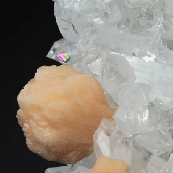 Stilbit - Cristale naturale - Pietre semipretioase