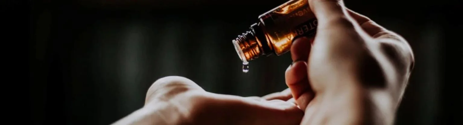 15 Utilizari impresionante si practice pentru uleiurile esentiale-lumanare