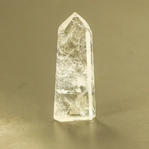 Beneficiile cristalului alb si pietrele populare